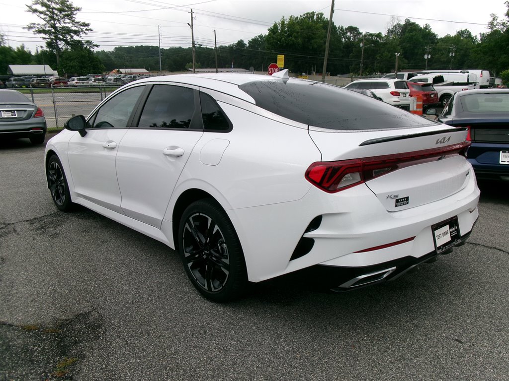2022 Kia K5 - $22,995