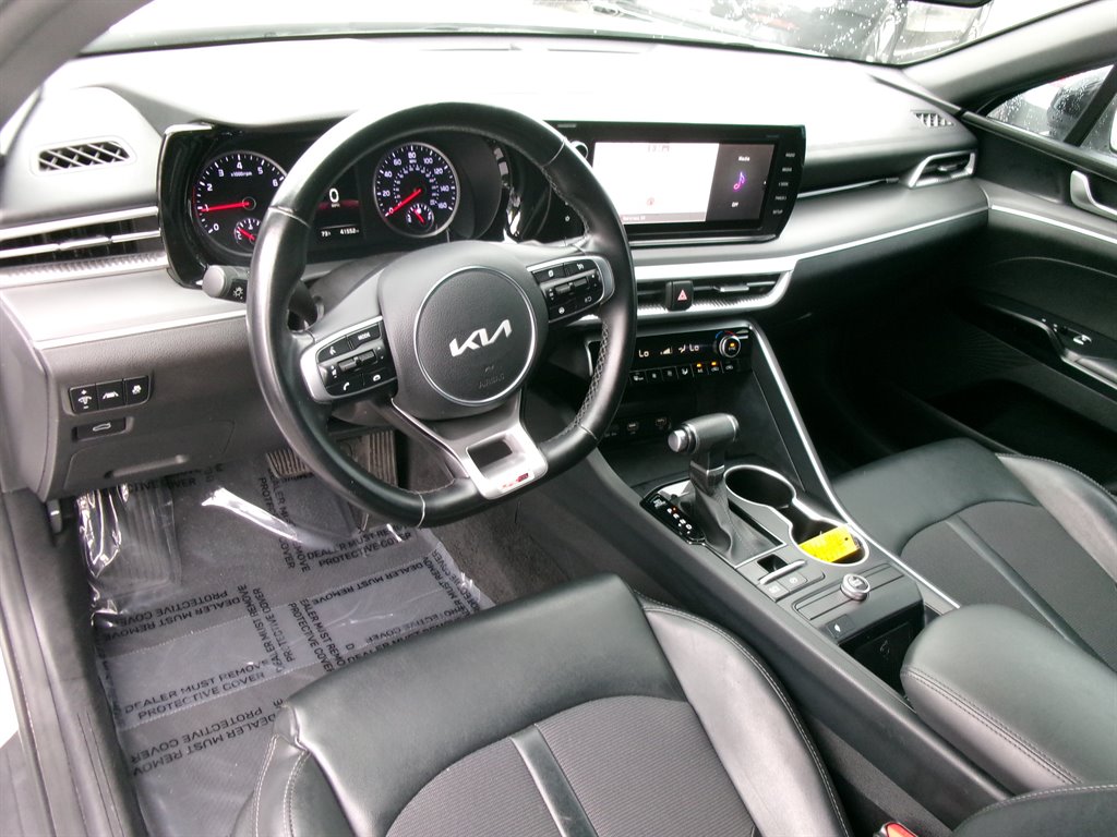 2022 Kia K5 - $22,995