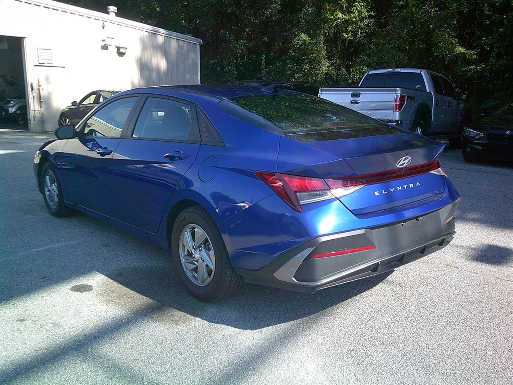 2024 Hyundai Elantra - $17,995