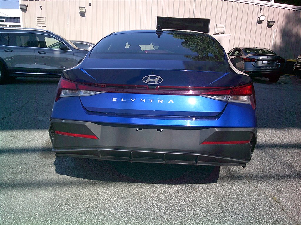 2024 Hyundai Elantra - $17,995