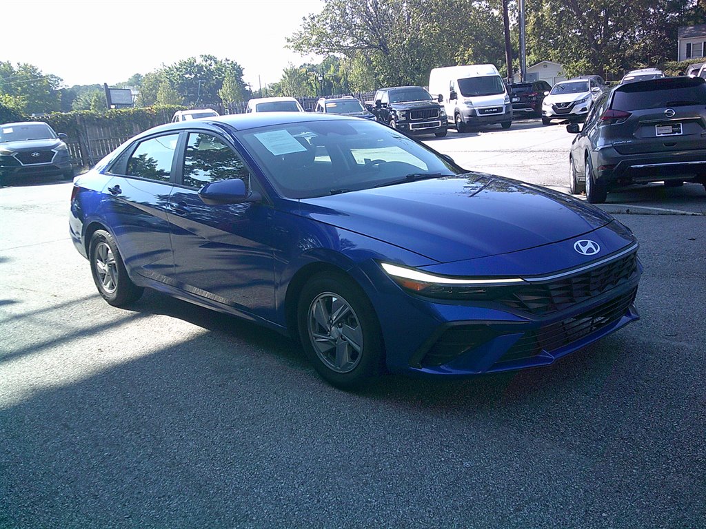 2024 Hyundai Elantra - $17,995