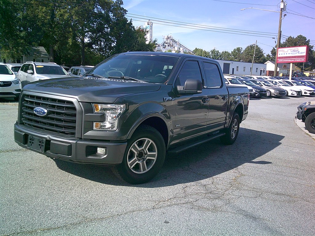 2016 Ford F-150 - $17,995