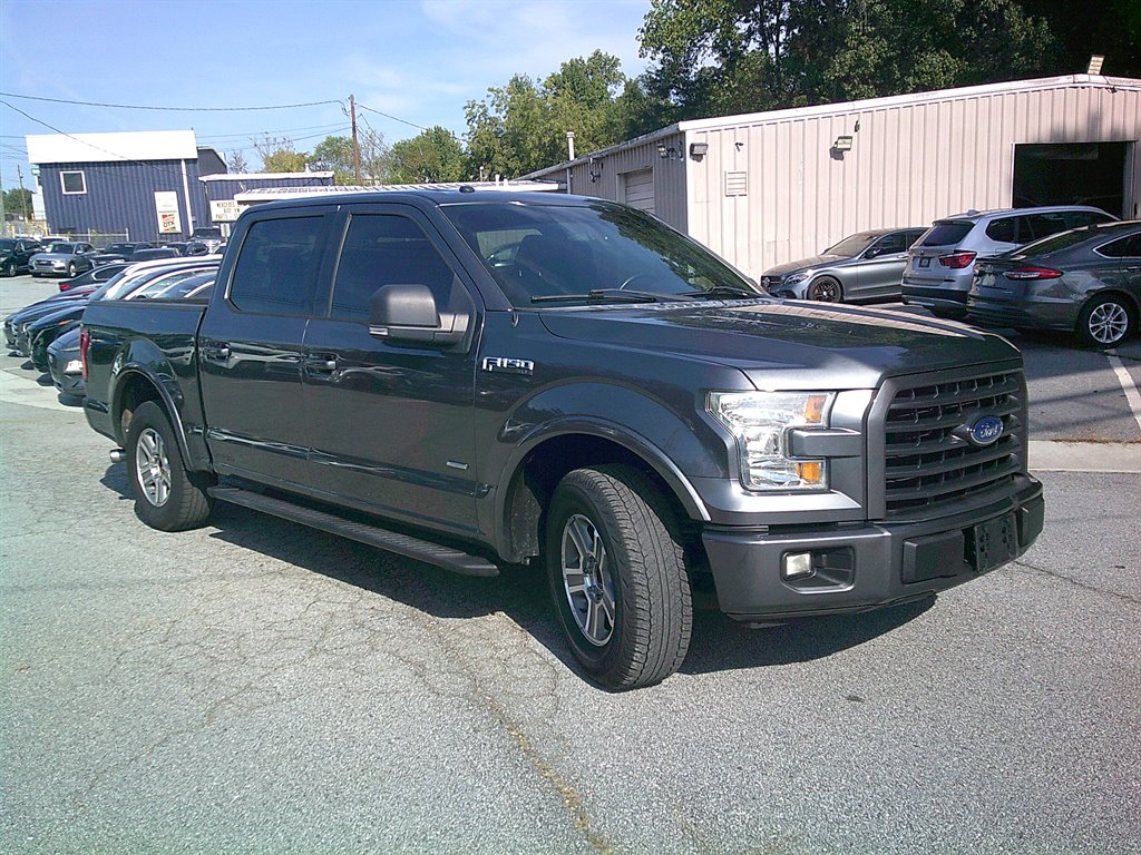 2016 Ford F-150 - $17,995