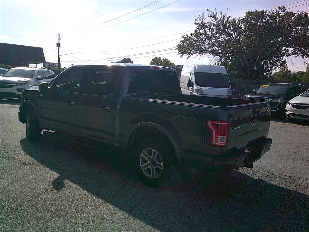 2016 Ford F-150 - $17,995