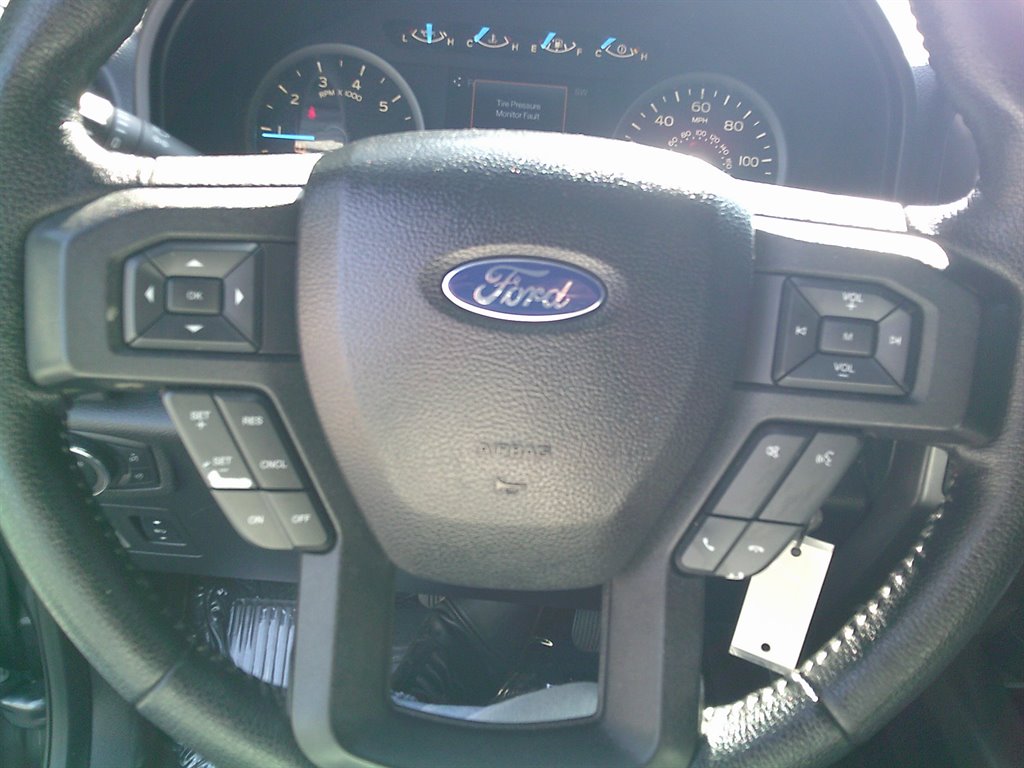 2016 Ford F-150 - $17,995