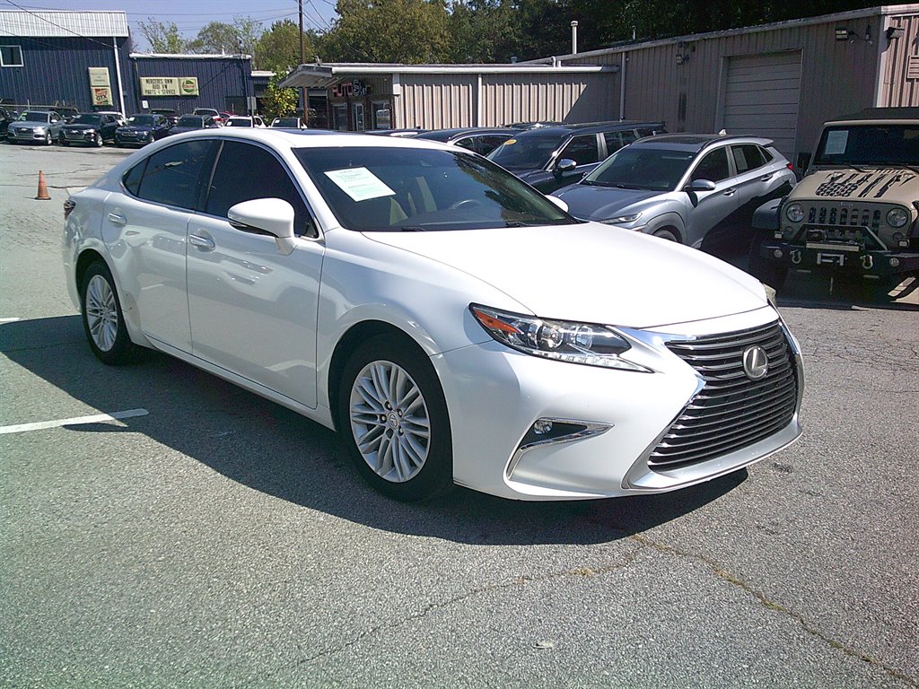 2017 Lexus ES