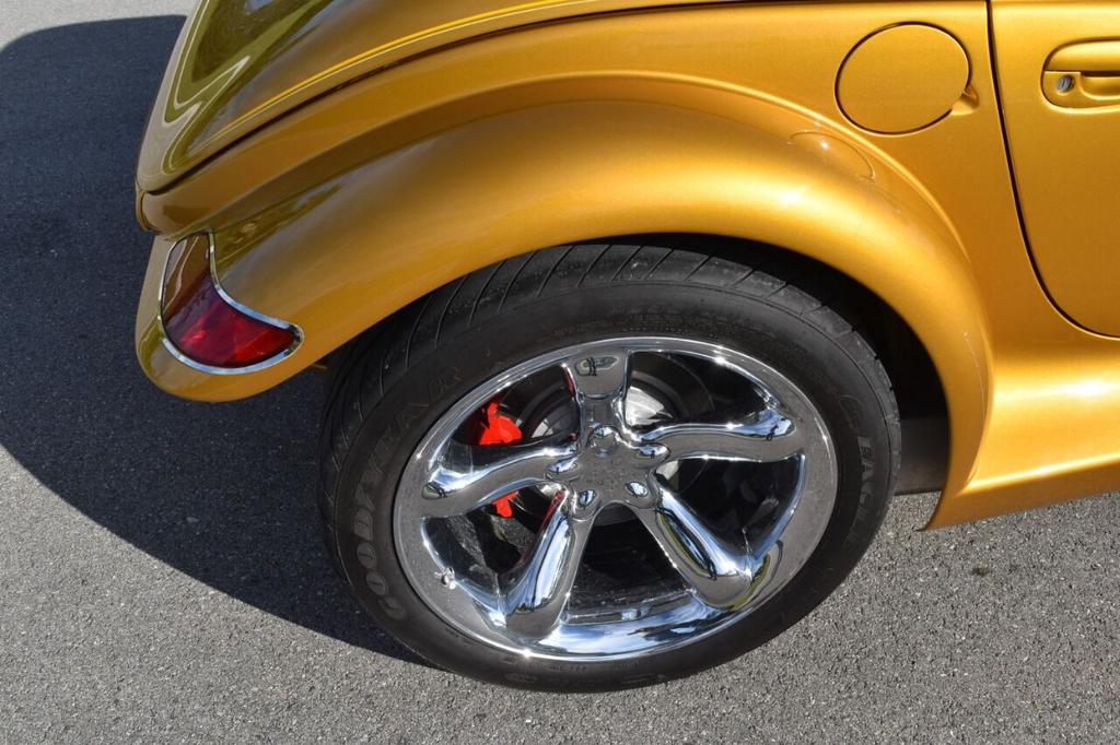 2002 Chrysler Prowler - $28,750