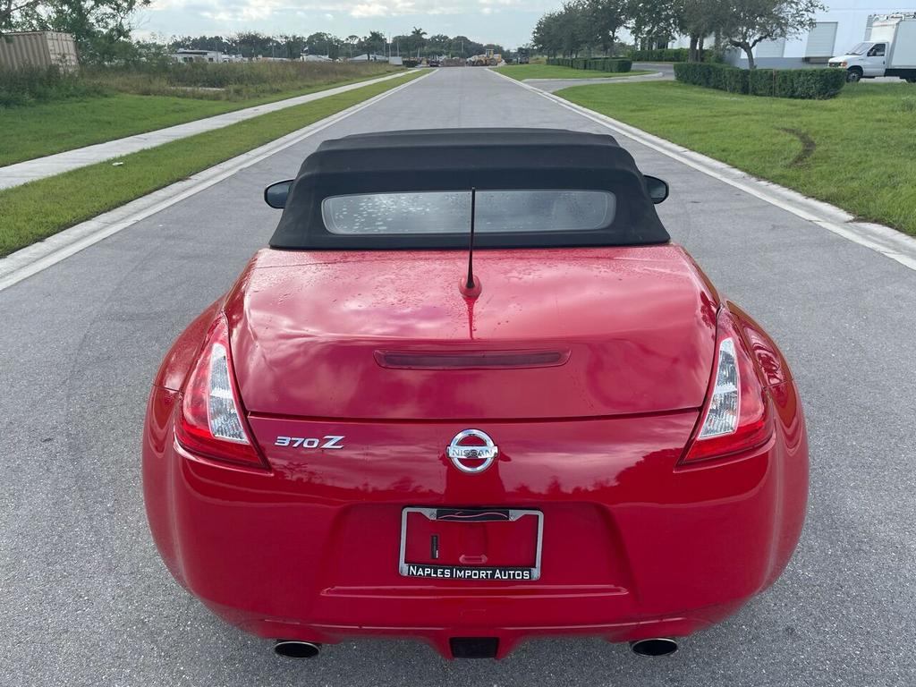 2010 Nissan 370Z - $17,550