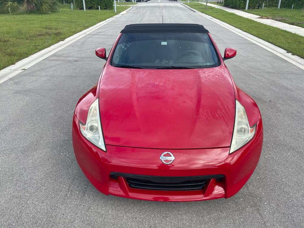 2010 Nissan 370Z - $17,550