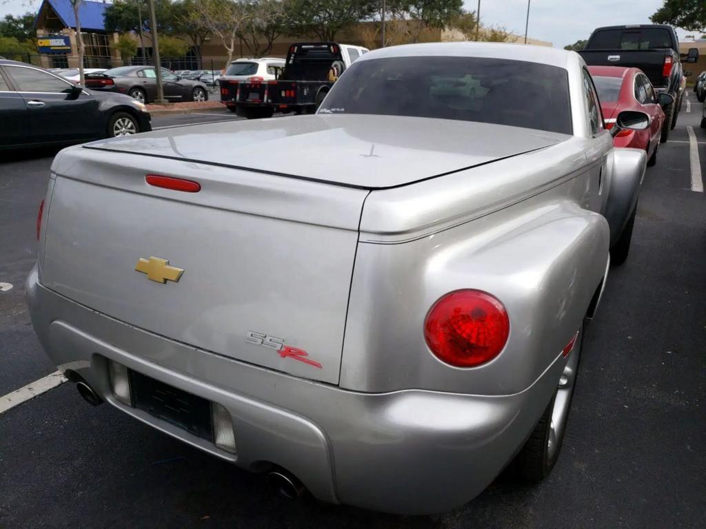 2004 Chevrolet SSR - $21,250
