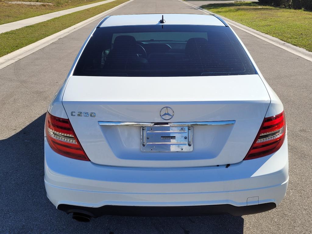 2013 Mercedes-Benz C-Class - $13,650
