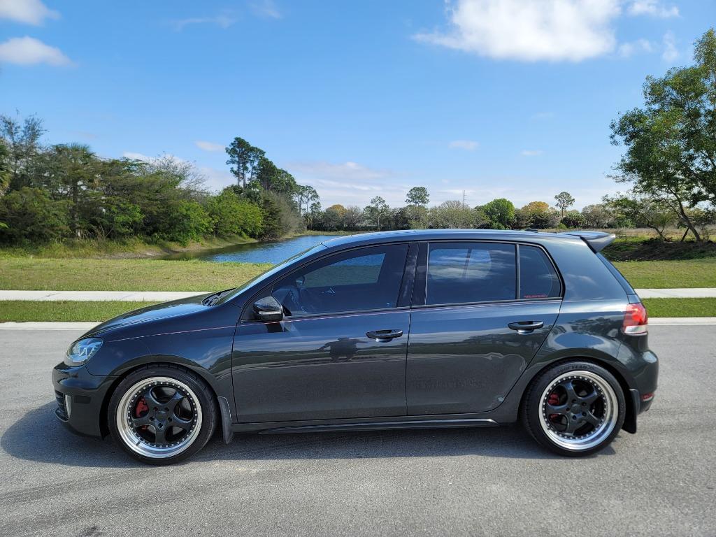 2013 Volkswagen GTI - $15,250