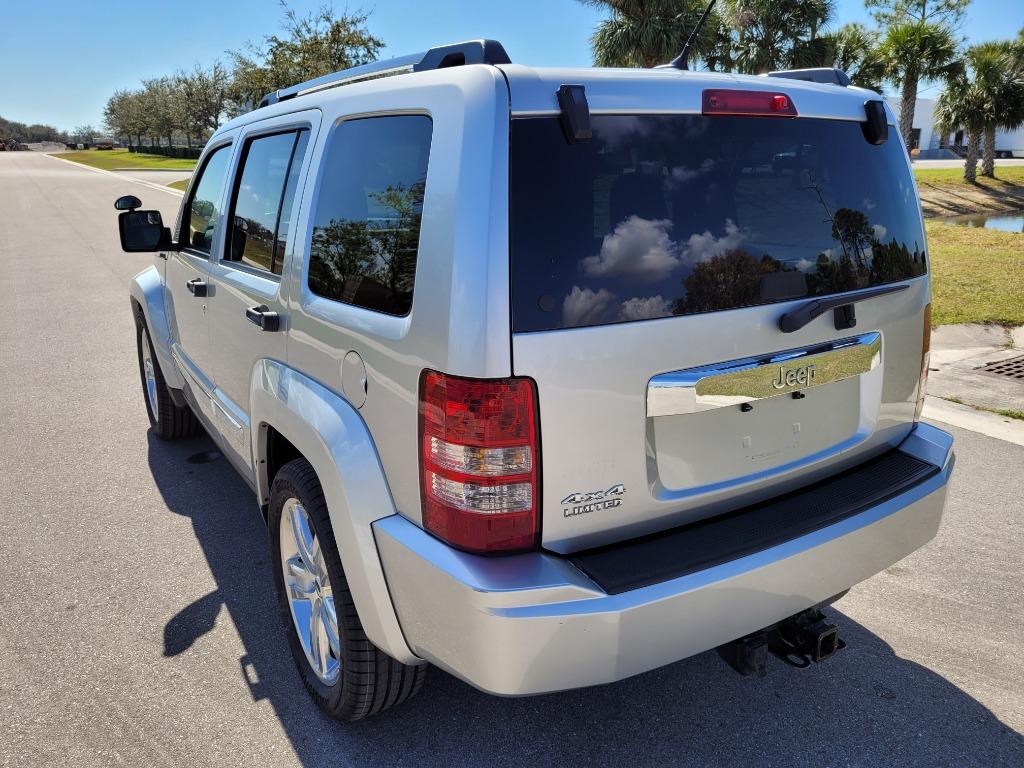 2012 Jeep Liberty - $15,950