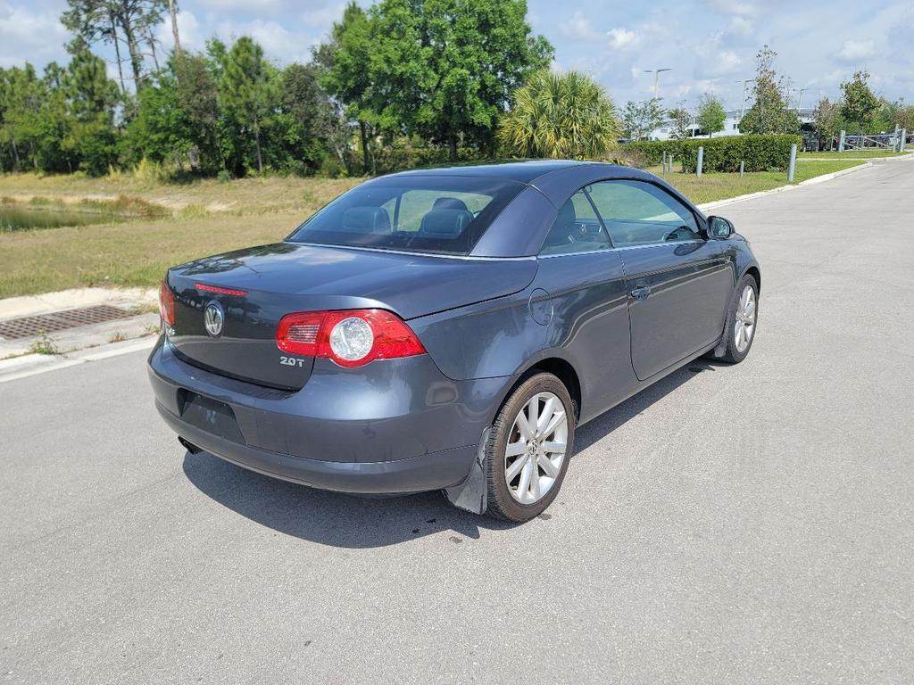 2008 Volkswagen Eos - $11,250
