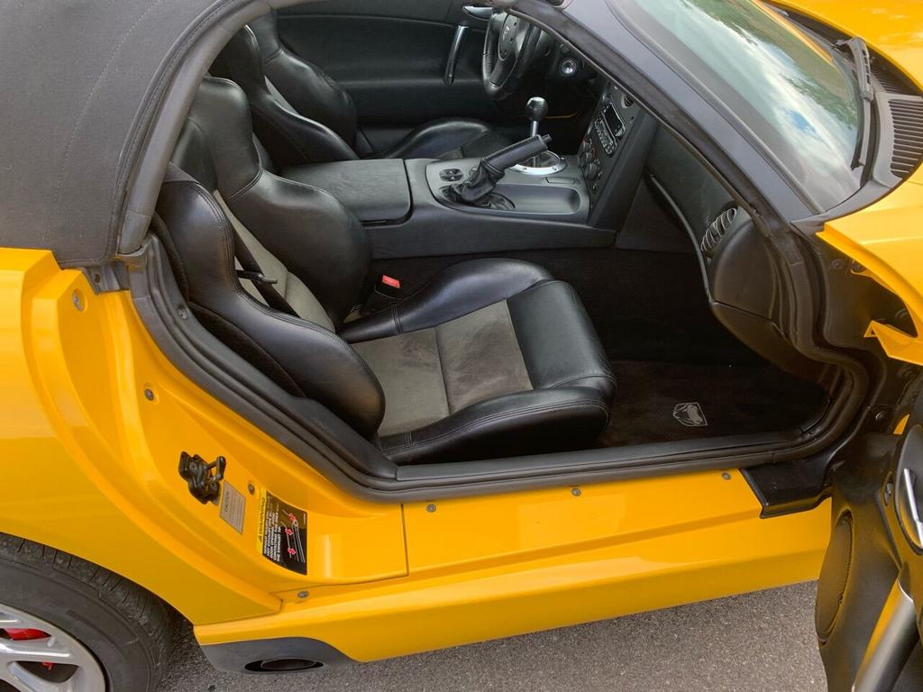 2005 Dodge Viper - $57,550