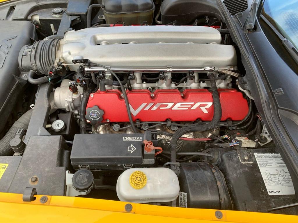 2005 Dodge Viper - $57,550