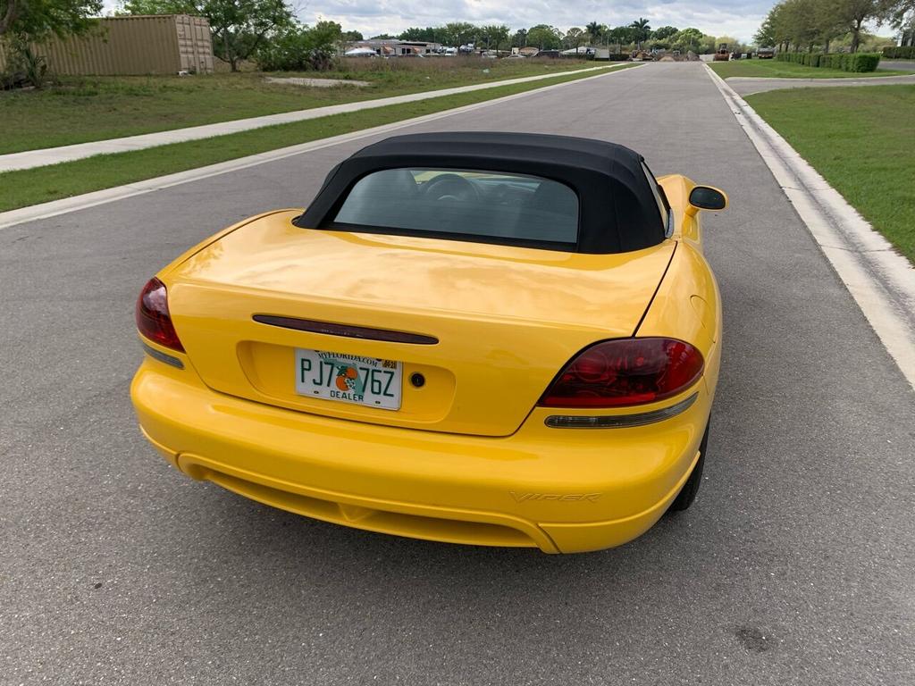 2005 Dodge Viper - $57,550