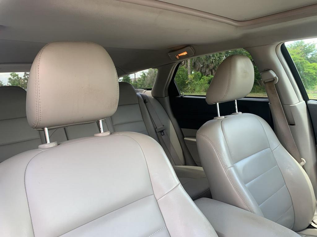 2007 Dodge Magnum - $15,950