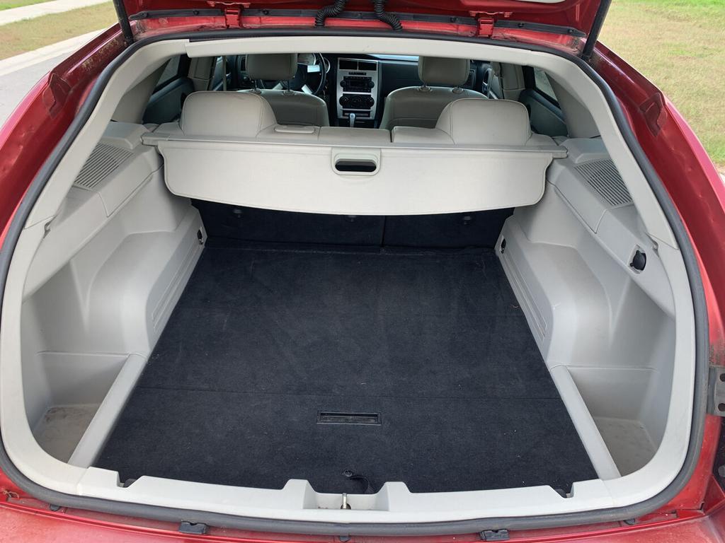 2007 Dodge Magnum - $15,950