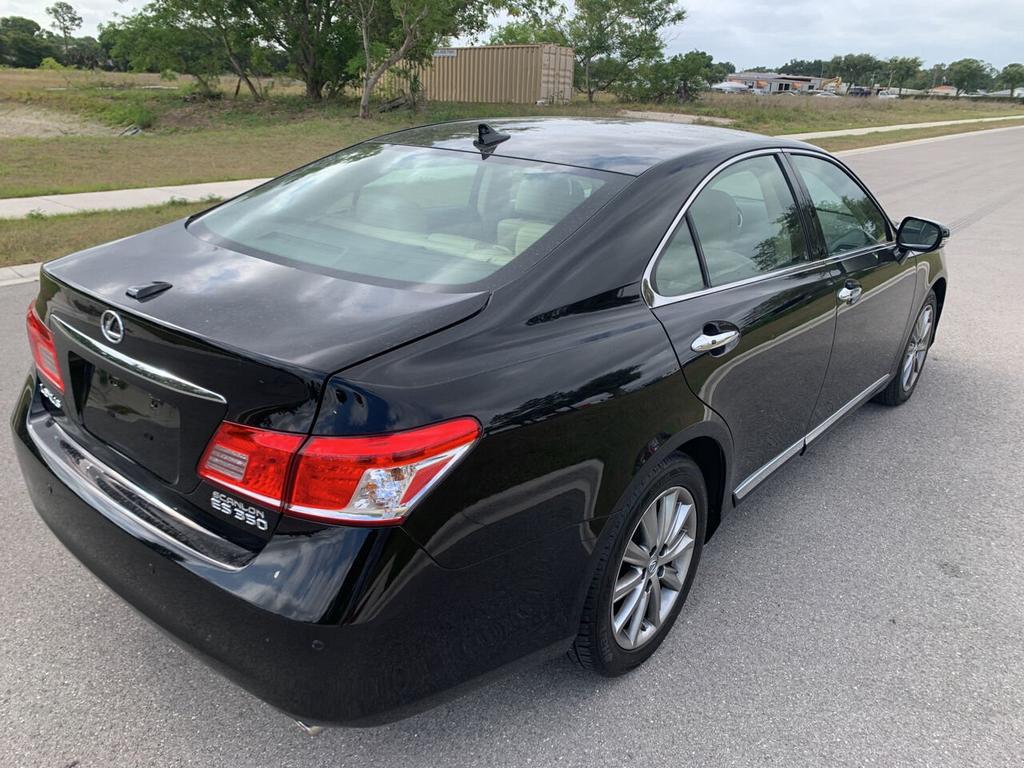 2010 Lexus ES - $16,750