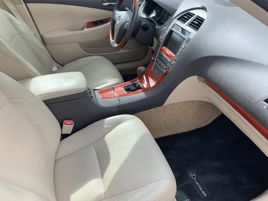 2010 Lexus ES - $16,750