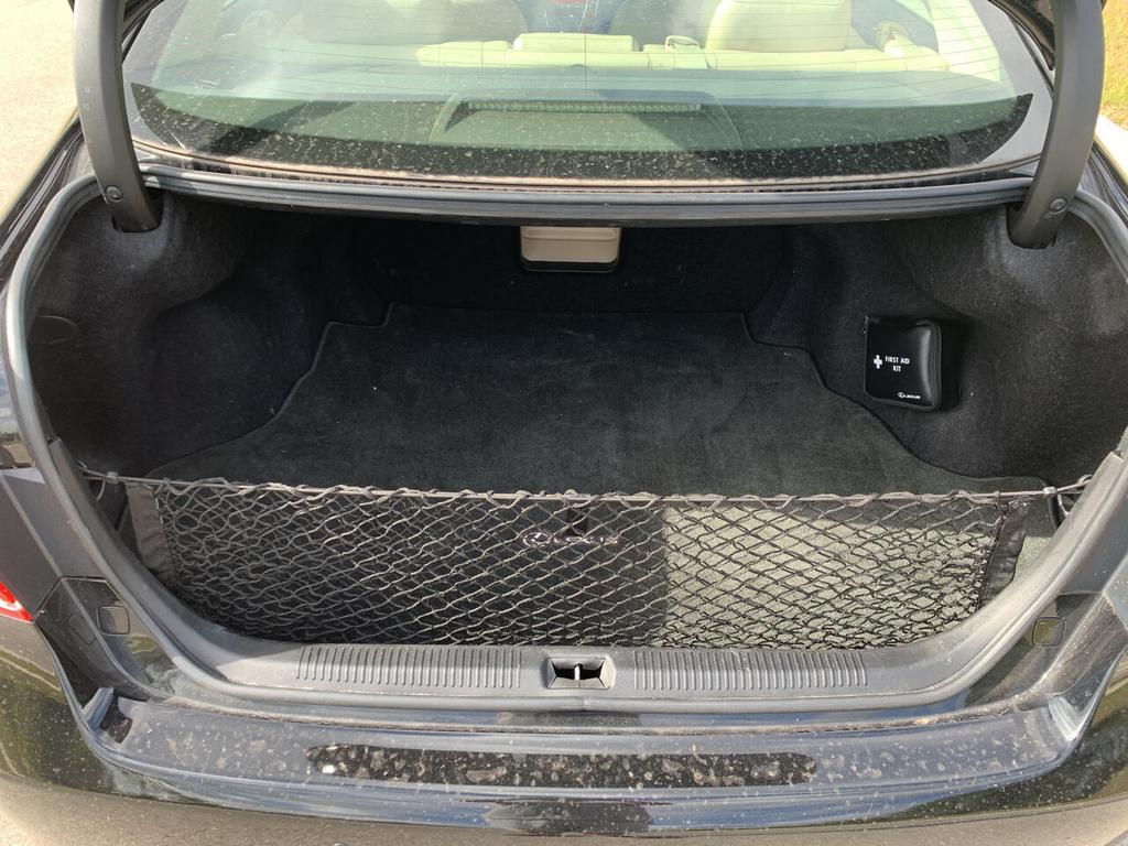 2010 Lexus ES - $16,750