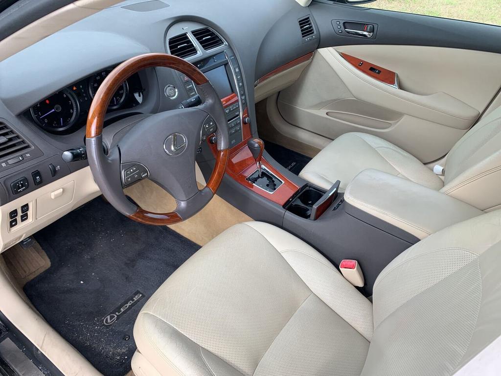 2010 Lexus ES - $16,750