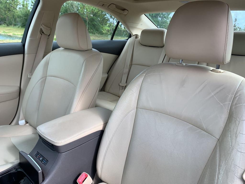 2010 Lexus ES - $16,750