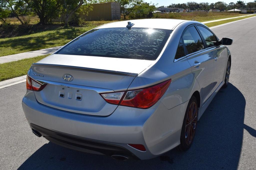 2014 Hyundai Sonata - $10,950