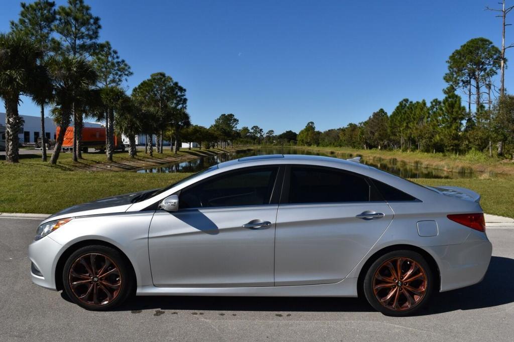 2014 Hyundai Sonata - $10,950