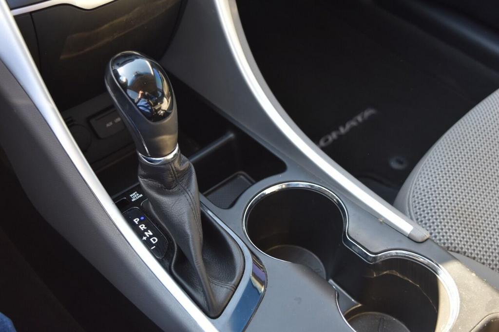 2014 Hyundai Sonata - $10,950