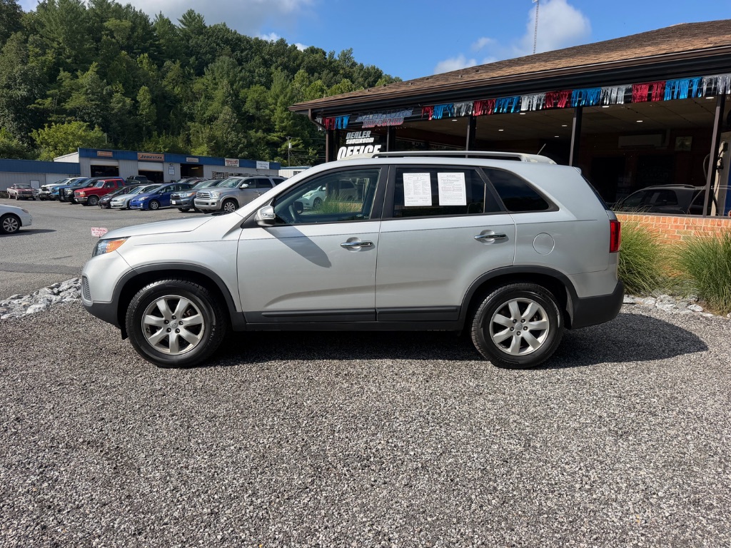 2012 Kia Sorento - $10,950