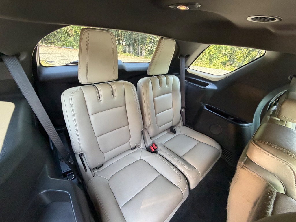 2013 Ford Explorer - $7,950