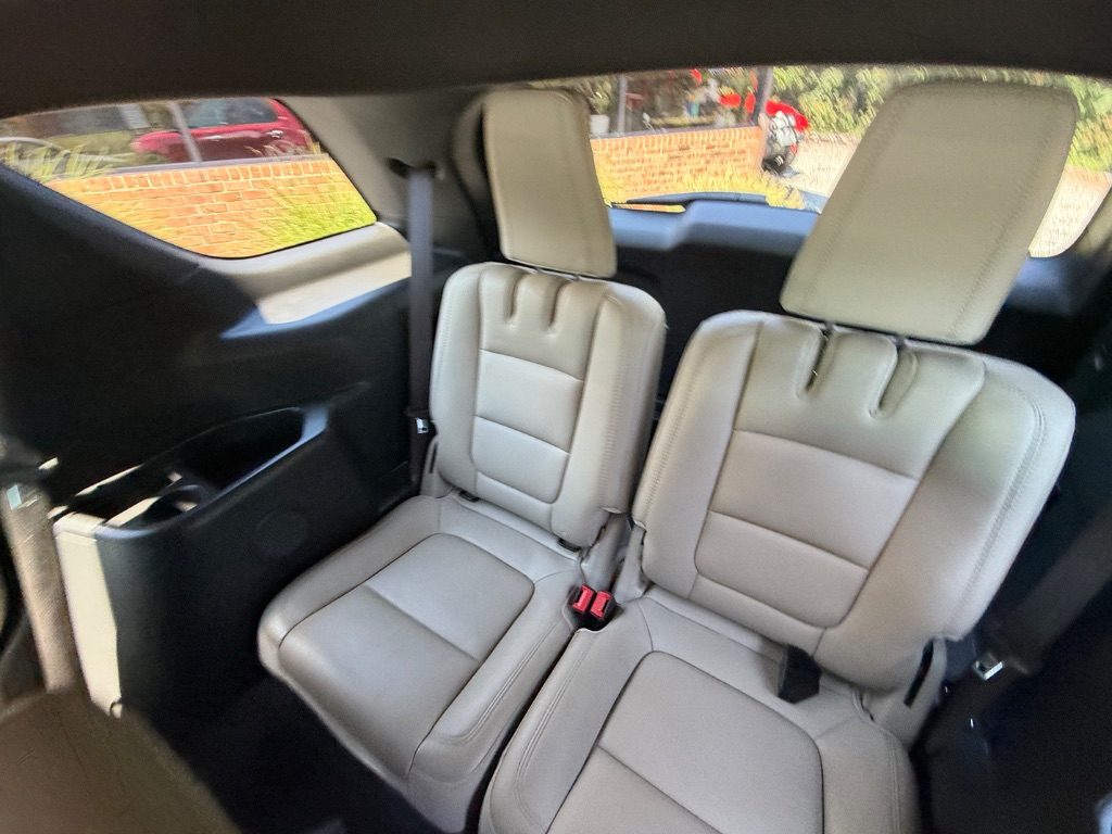 2013 Ford Explorer - $7,950
