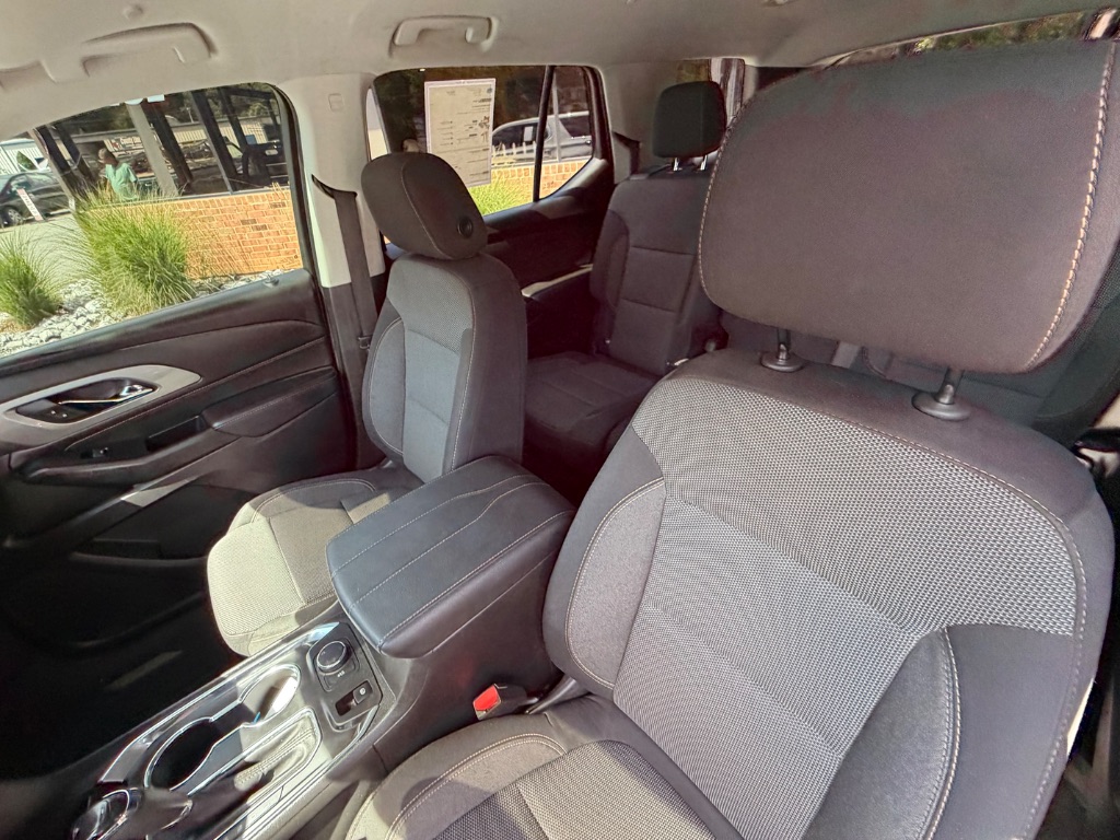 2020 Chevrolet Traverse - $26,950