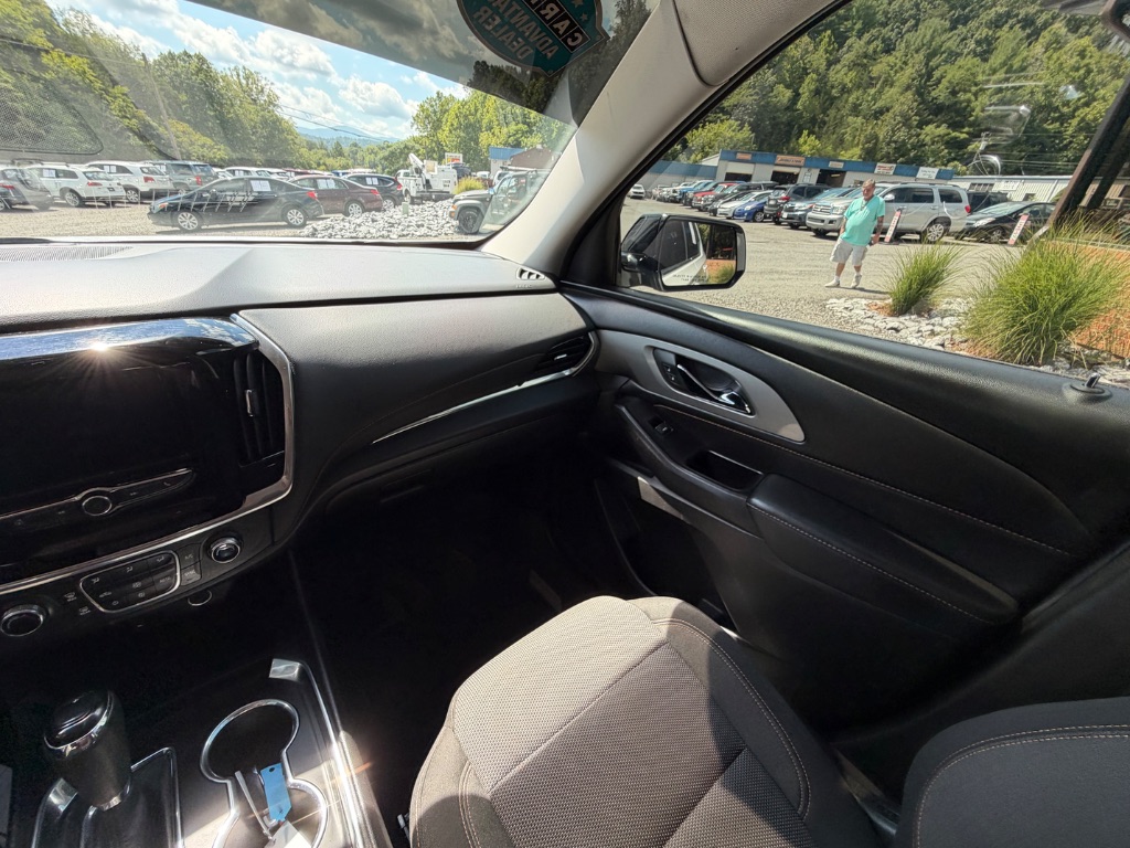 2020 Chevrolet Traverse - $26,950