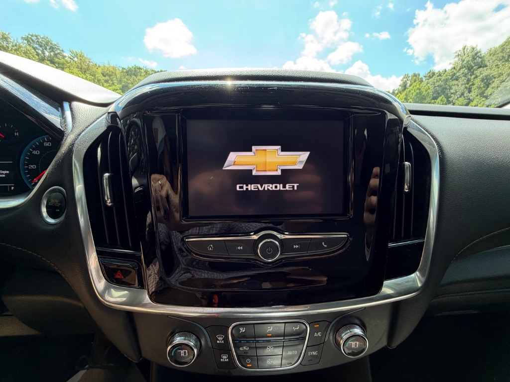 2020 Chevrolet Traverse - $26,950