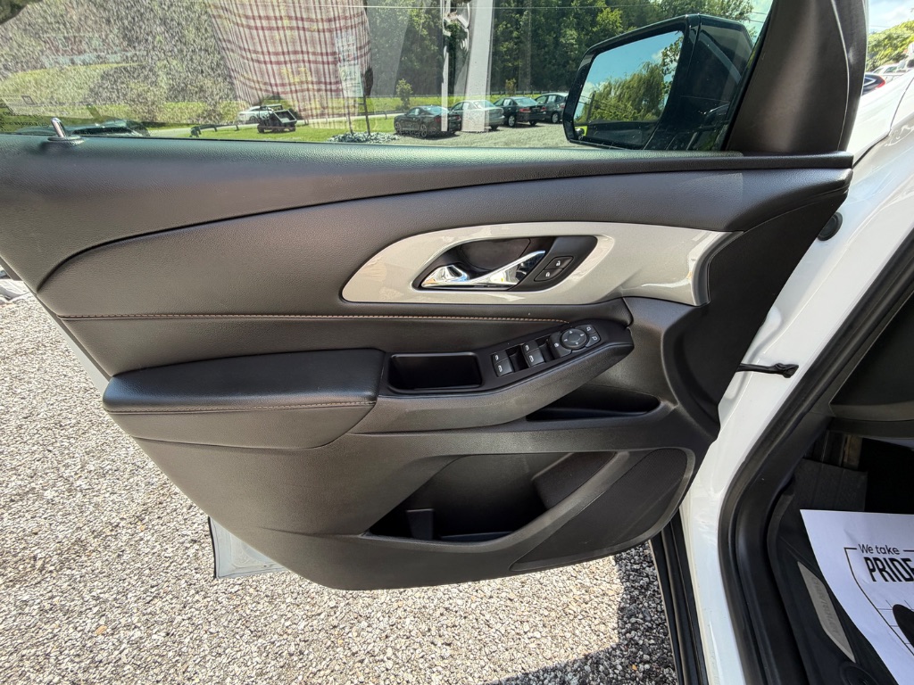 2020 Chevrolet Traverse - $26,950