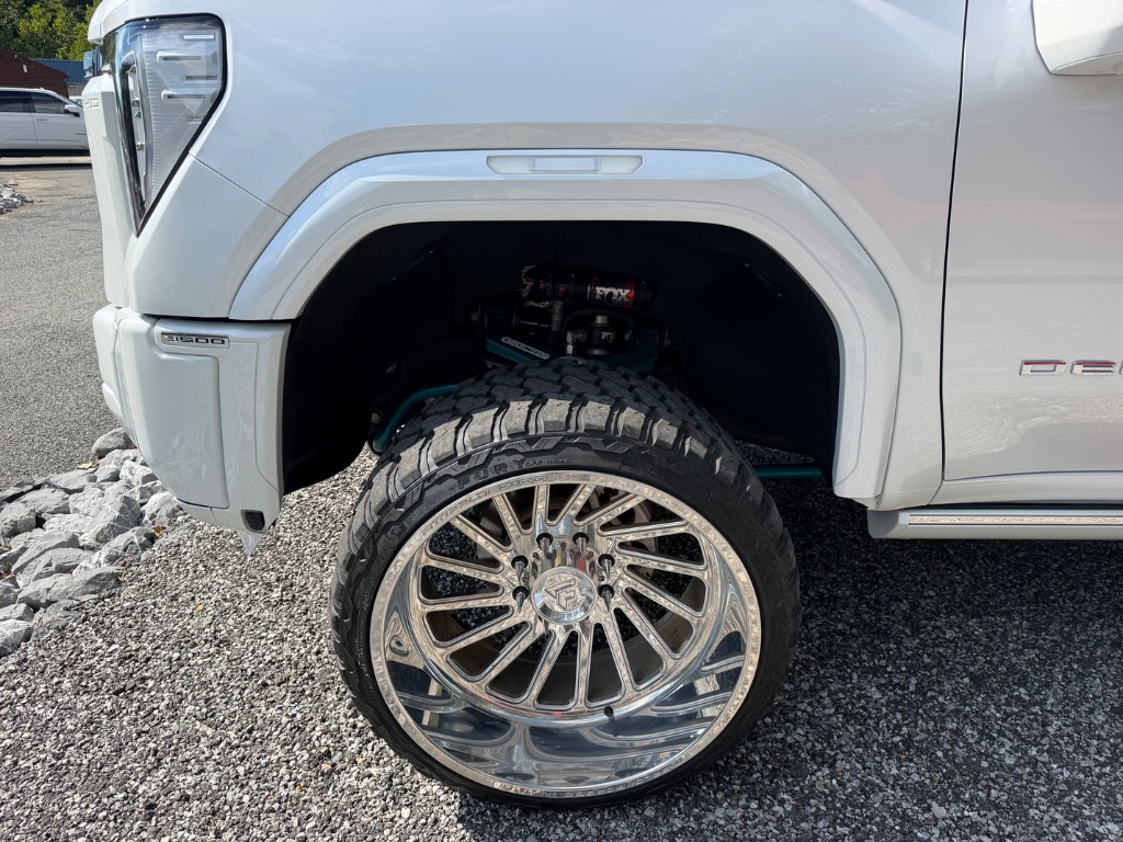 2024 GMC Sierra Hd - $96,950