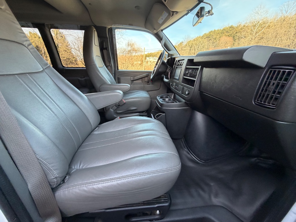 2019 Chevrolet Express - $25,950