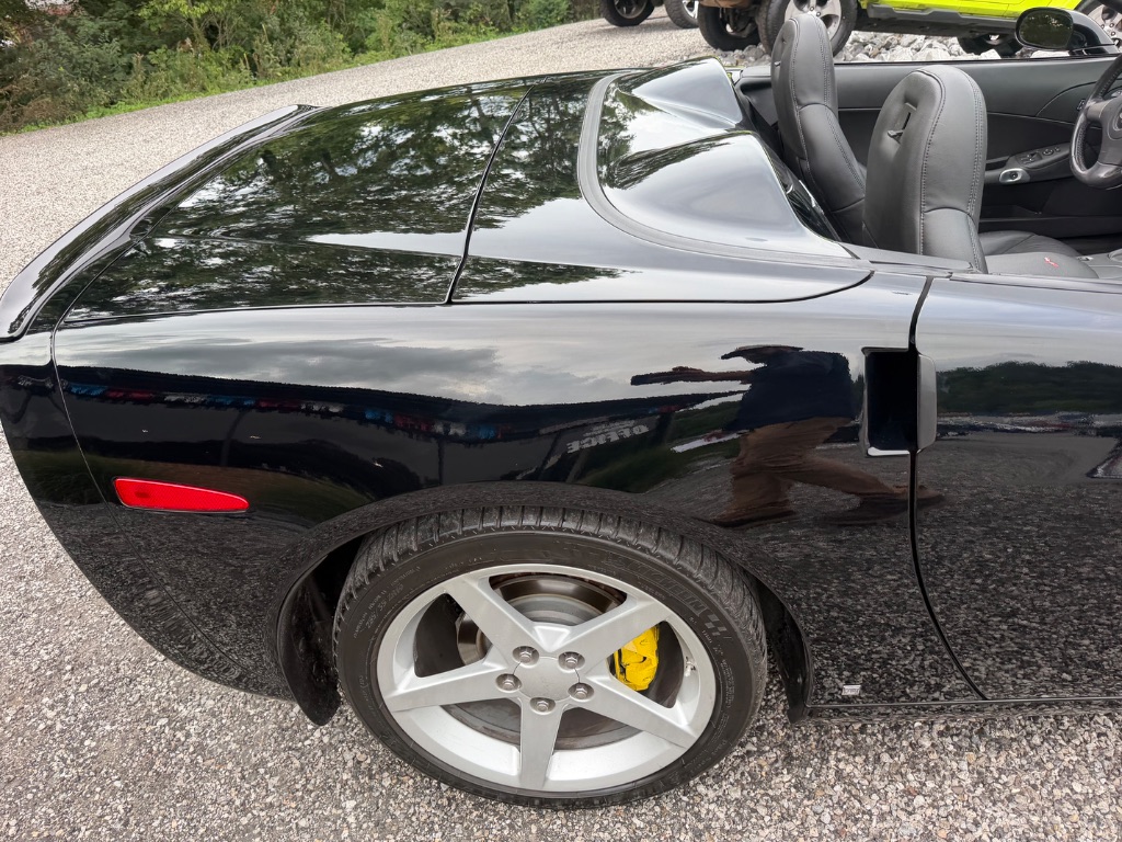 2006 Chevrolet Corvette - $26,950