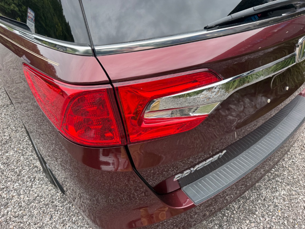 2019 Honda Odyssey - $17,950