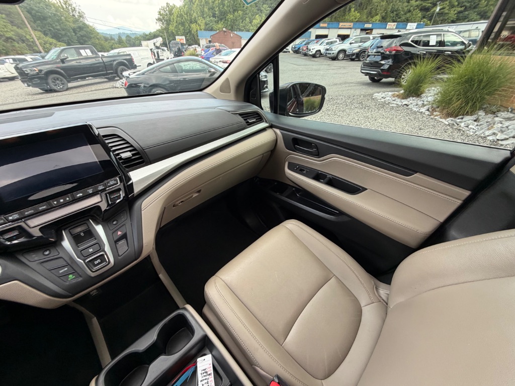 2019 Honda Odyssey - $17,950