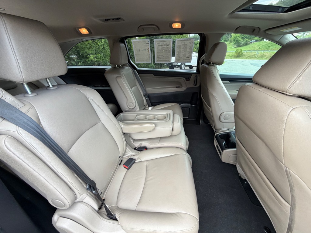 2019 Honda Odyssey - $17,950