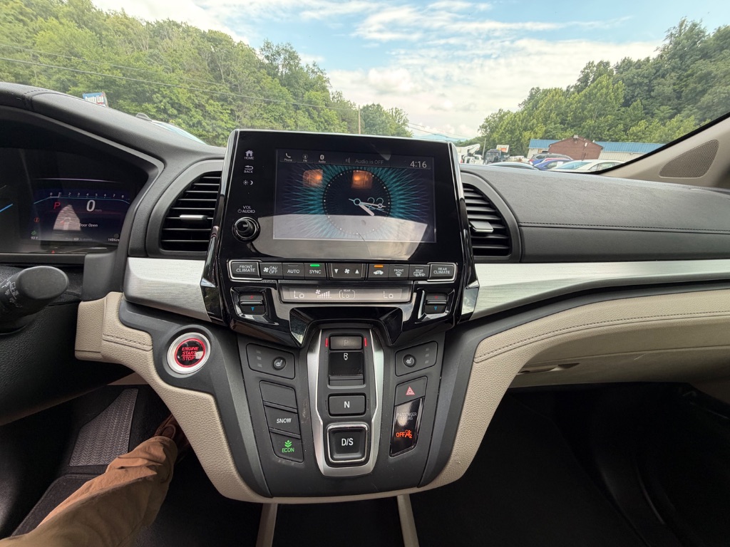 2019 Honda Odyssey - $17,950