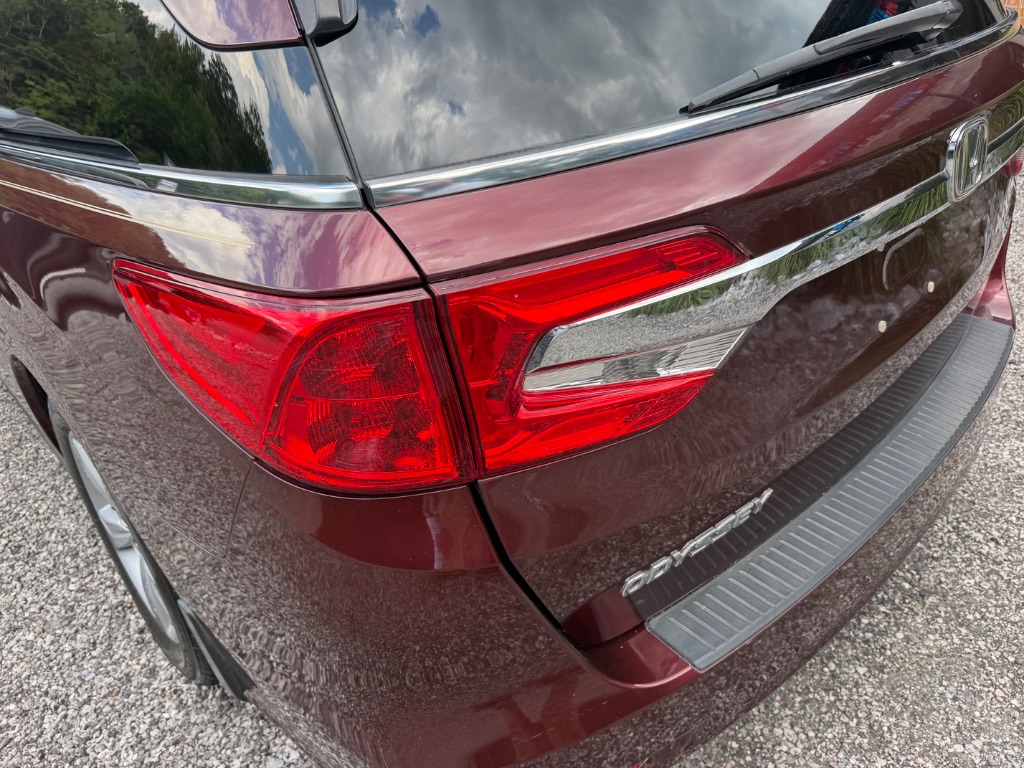 2019 Honda Odyssey - $17,950