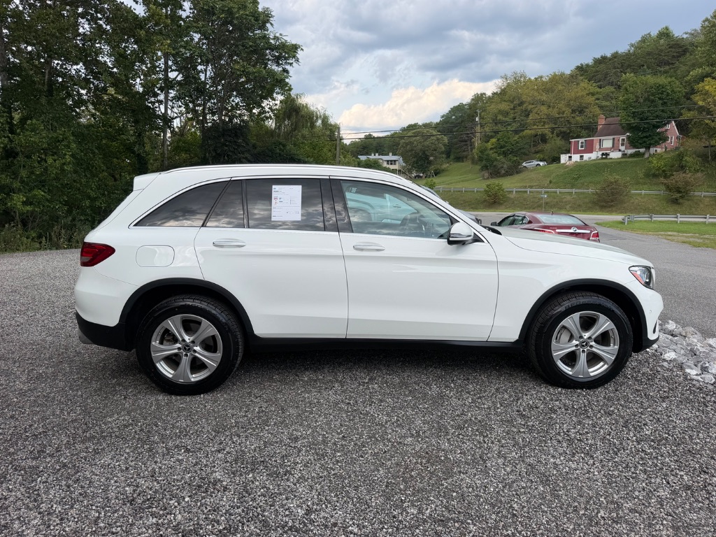 2018 Mercedes-Benz C-Class - $20,950
