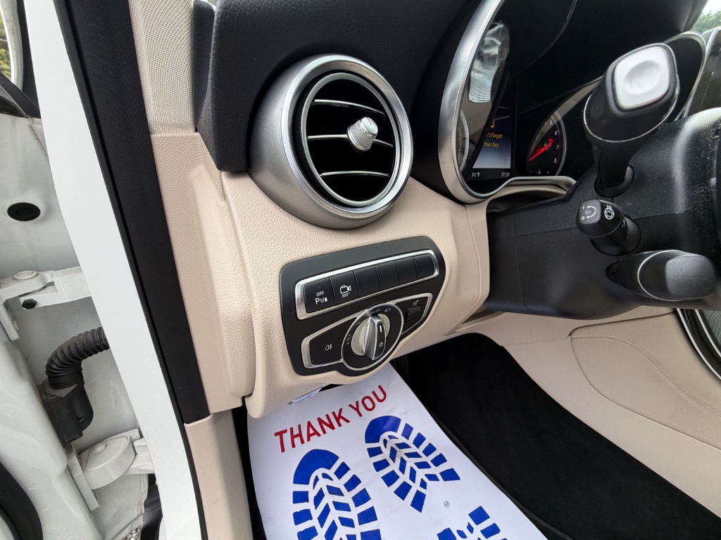 2018 Mercedes-Benz C-Class - $20,950