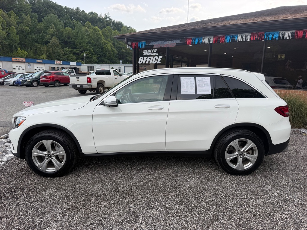 2018 Mercedes-Benz C-Class - $20,950