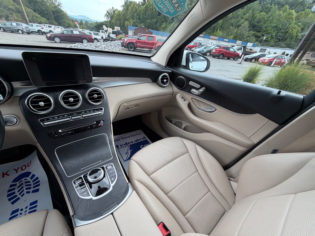 2018 Mercedes-Benz C-Class - $20,950